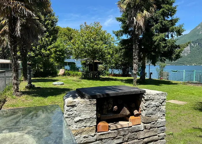 Al Piccolo Pontile Дом отдыха Манделло-дель-Ларио