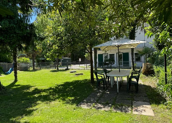 Al Piccolo Pontile - * 曼代洛-德尔拉里奥