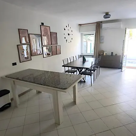 Al Piccolo Pontile Holiday home Mandello del Lario